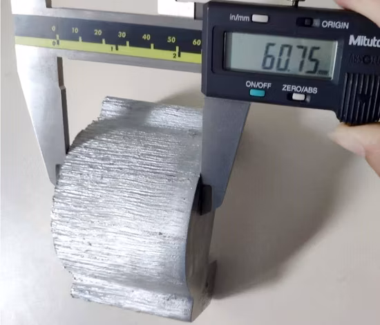 木材パンチ用レーザー切断機